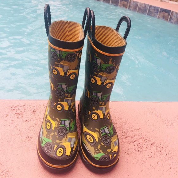 Western Chief Boys Waterproof Printed Rain Boot - Picture 3 of 13